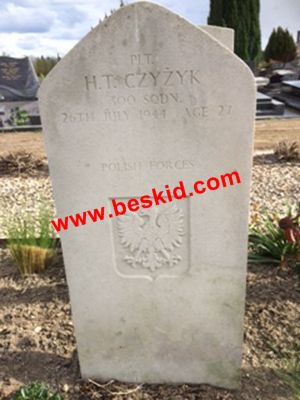 CZYZYK Henryk Tadeusz
Né 15.02.1917 Homel (Biélorussie)
Décès 26.07.1944  
27 ans
Matricule P-794365
Polish Air Force
300ème Escadron
Sergent Mitrailleur
Avro Lancaster PB252 - MK III - code M
décolla le 25.7.1944 Faldingworth (GB) à Stuttgart (D)
Collision avec un appareil à Lailly-en-Val (45)
Tombe 1-B-5
Copyright photo Joseph Lokietek
Copyright Frania
