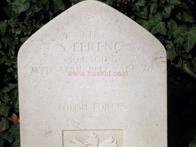 FERENC Stefan
- 26 ans -
Décédé 28.04.1942
Caporal P.792687 POLISH AIR FORCE
Rang V - tombe 3/5
