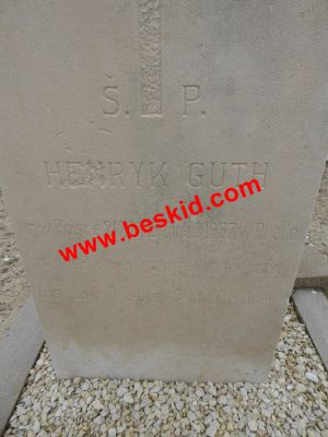 GUTH Henryk
Garde Camp Américain de la Braconne
Né 21-02-1925 Sarleje woj.Malopolskie (PL)
Décès 31-03-1957 Ruelle-sur-Touvre (16)
Avenue Foch
Fils de Jerzy, mineur & Cichy Selma de Sarleje
32 ans - célibataire
Copyright Frania 
Copyright photo Anusia
