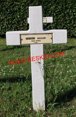 MICHALCZAK Boleslaw
Décès 06.1940 Merviller (54)
Inhumation 20.06.1964 - Tombe 104
Armée Polonaise
copyright Frania 
