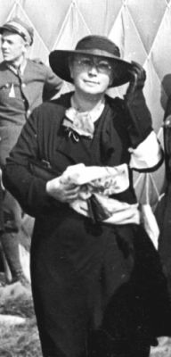 1 - Rosa BAILLY
Poète, écrivain, journaliste
Traductrice et propagande française de la Culture Polonaise
Les Polonais la surnomment « Rozyczka »
Copyright Frania
