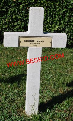 SZPILGOWSKI Waclaw
Décès 06.1940 Pierrepont (54)
Inhumation 24.06.1964 - Tombe 72
Armée Polonaise
copyright Frania 
