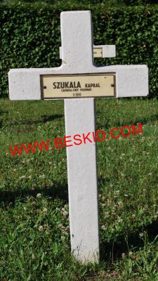 SZUKALA Kapral
Décès 06.1940 Hoste-Haut (57)
Inhumation 05.05.1964 - Tombe 24
1er Régiment Infanterie Polonais
Caporal-Chef
copyright Frania 

