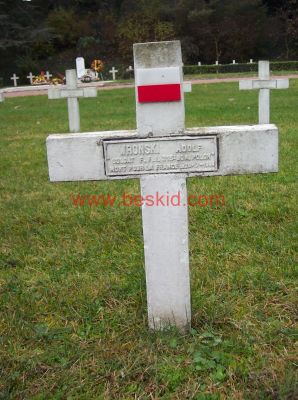 WRONSKI Adolphe
23 ans - célibataire
Né 21.12.1920 Dortmund (D)
Fils d’Adolf & Kacer Stanislawa 
Décès 20.07.1944 La Versanne (42)
Les Loges de Montheux
315ème Régiment Bataillon Polonais
Soldat dans la Résistance Française
Provenance La Ricamarie (42)
Mineur à La Ricamarie 48 cité du Crêt de Mars
Inhumation 21.10.1958 - PV 2925
Carré A - Rang 18 - Tombe 17
MORT POUR LA FRANCE
(Dossier AC 31 P 168935)
Copyright Frania

